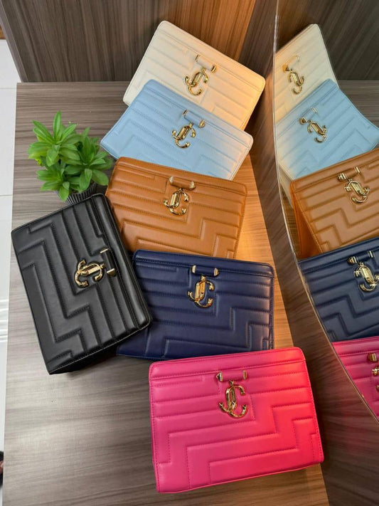 Aigner
with box
🎁🎁🎁
good quality
95 dhs🇦🇪
Zain07
♥️♥️♥️