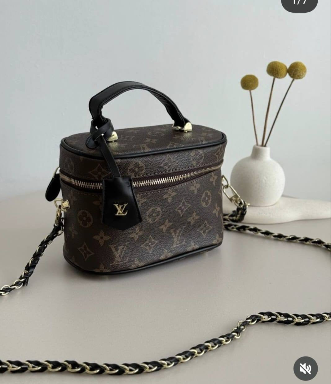 LV
With Box
🎁🎁🎁
105 dhs🇦🇪
Zain143
♥️♥️♥️