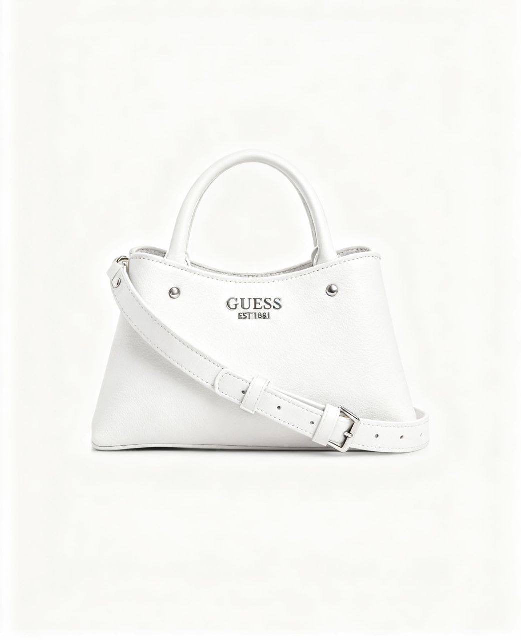 Guess
90 dhs🇦🇪
size:22cm
Good quality 
with box
🎁🎁🎁
Zain35
♥️♥️♥️