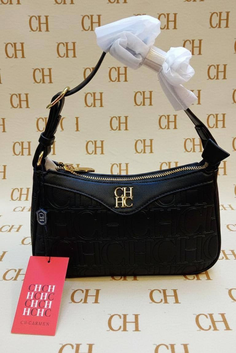 CH CH
Best quality 
with box’s 
🎁🎁🎁
95 dhs🇦🇪
size 26 cm
Zain158
♥️♥️♥️