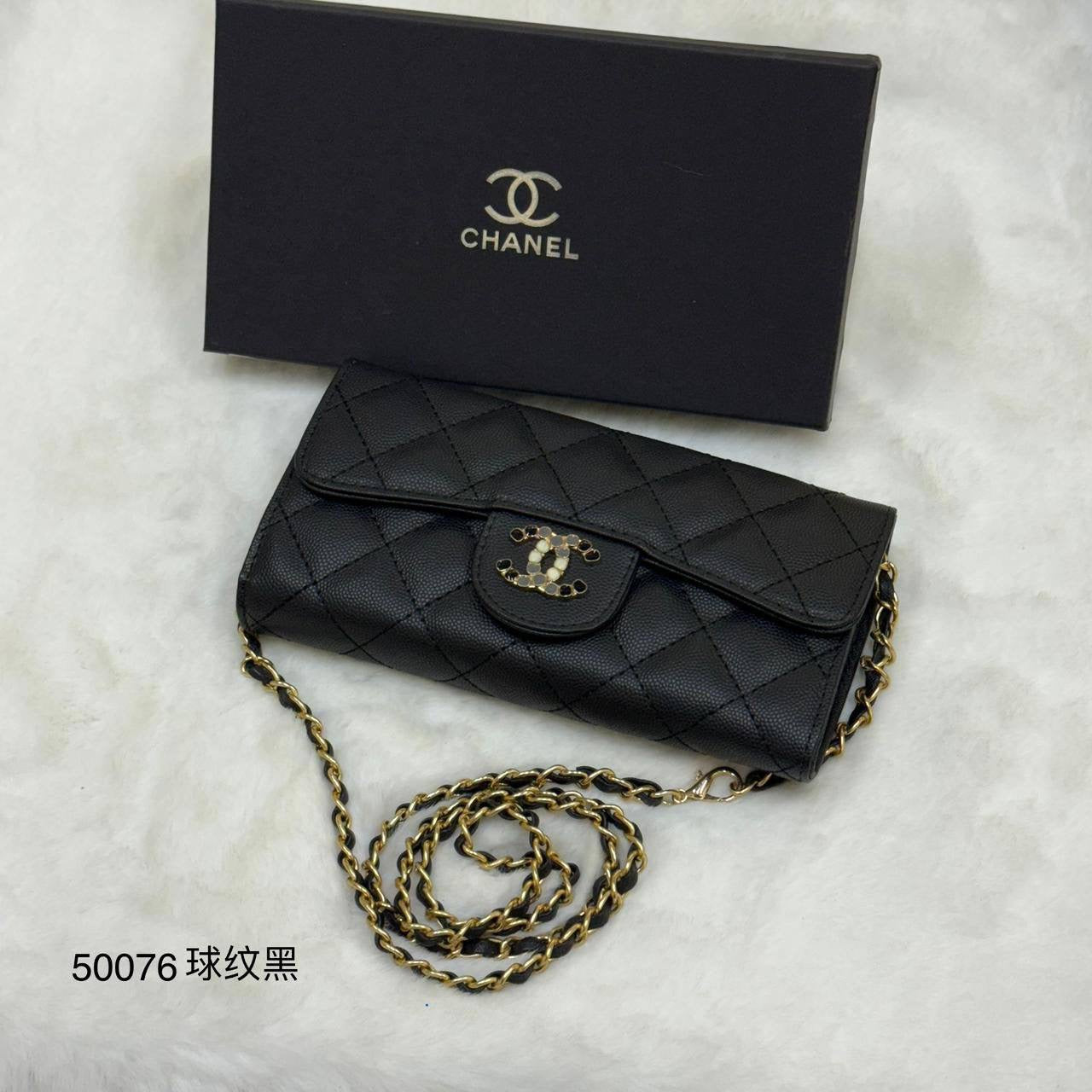 NEW CAME 
CHANEL SELING WALLET 
50 dhs🇦🇪
WITHBOX
🎁🎁🎁
Zain40
♥️♥️♥️