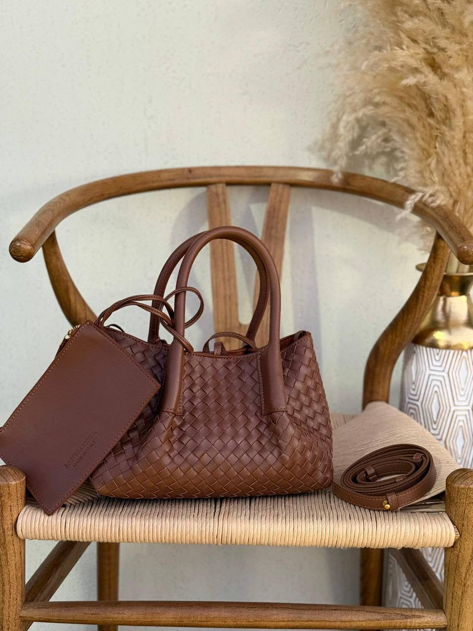 New Collection✨✨✨
BOTTEGA VENETA
25cm
350 dhs🇦🇪
Top quality 
With box🎁
Zain167
♥️♥️♥️