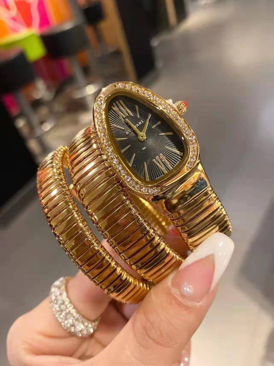 Bvlgari 
Master
220 dhs🇦🇪
WITHBOX
🎁🎁🎁
Zain40
♥️♥️♥️