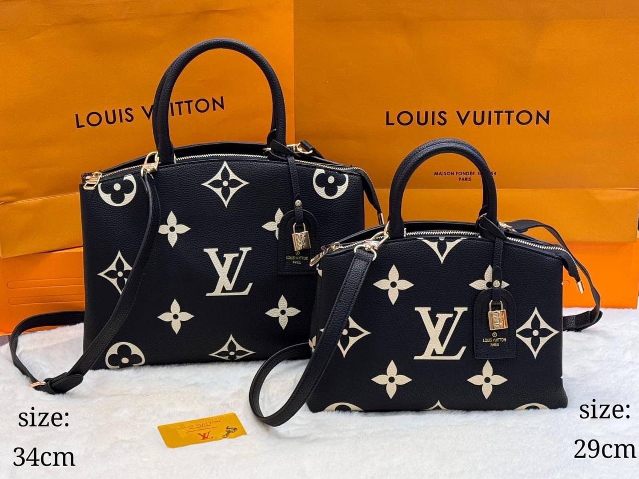 LV ᴛᴏᴛᴇ ɢʀᴀɴᴅ ᴘᴀʟᴀɪs
ᴡɪᴛʜ ᴄᴏᴍᴘᴀʀᴛᴍᴇɴᴛ
ʟᴇᴀᴛʜᴇʀ/ɢᴀᴍᴏsᴀ
sɪᴢᴇ:ᴄʜᴇᴄᴋ!!
      34ᴄᴍ: 105 dhs🇦🇪
      29ᴄᴍ:  100 dhs🇦🇪
Zain56
♥️♥️♥️