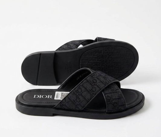 Dior
110 dhs🇦🇪🇦🇪
Zain183
♥️♥️♥️