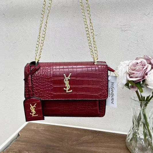 YSL 
with Gold chain 
65 dhs🇦🇪
Zain173
♥️♥️♥️