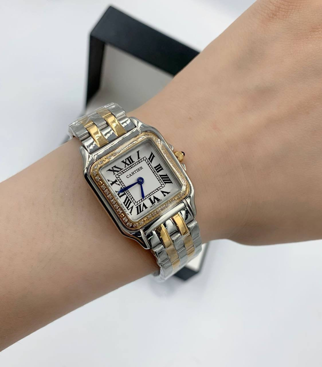 CARTIER WATCH 
LADIES 
Master
200 dhs🇦🇪🇦🇪
WITHBOX
🎁🎁🎁
Zain40
♥️♥️♥️