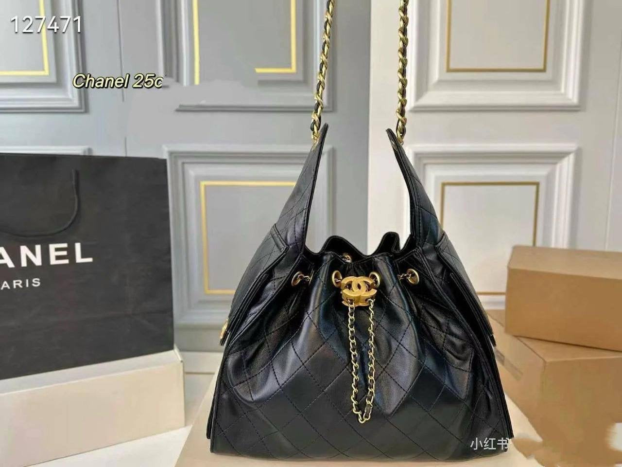 CHANEL
120 dhs🇦🇪
Good Quality 
28 cm
Zain90
♥️♥️♥️
