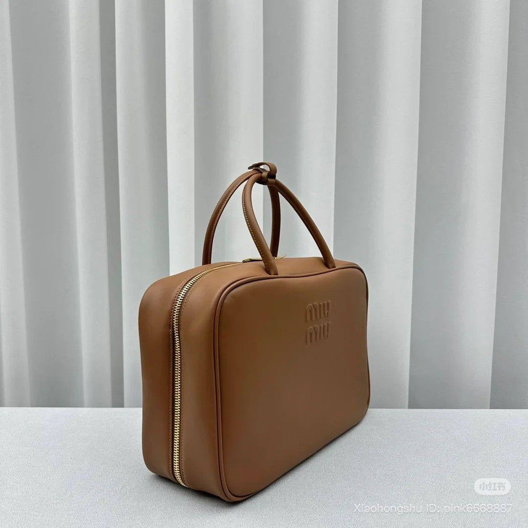 Super Master ++++++
Top Quality 
High Price Bags 
For Price 👇 WTSP Text Zain 0568585901
Zain255
♥️♥️♥️