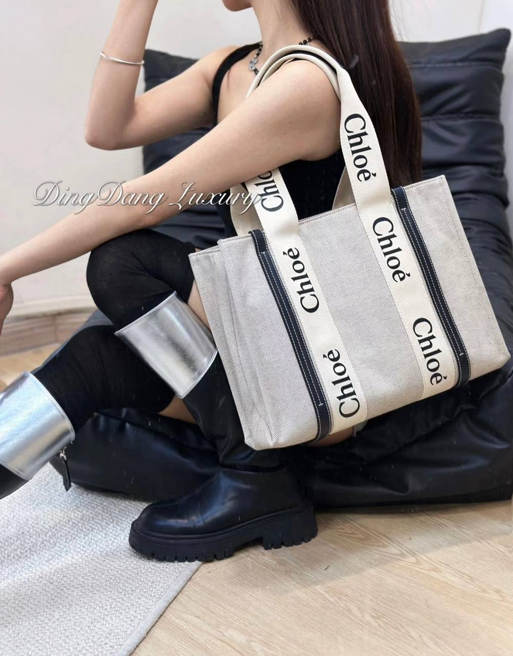 Chloe 
good quality 
Big size 120 dhs🇦🇪
Meduim size 110 dhs🇦🇪
Small size  100 dhs🇦🇪
Zain39
♥️♥️♥️