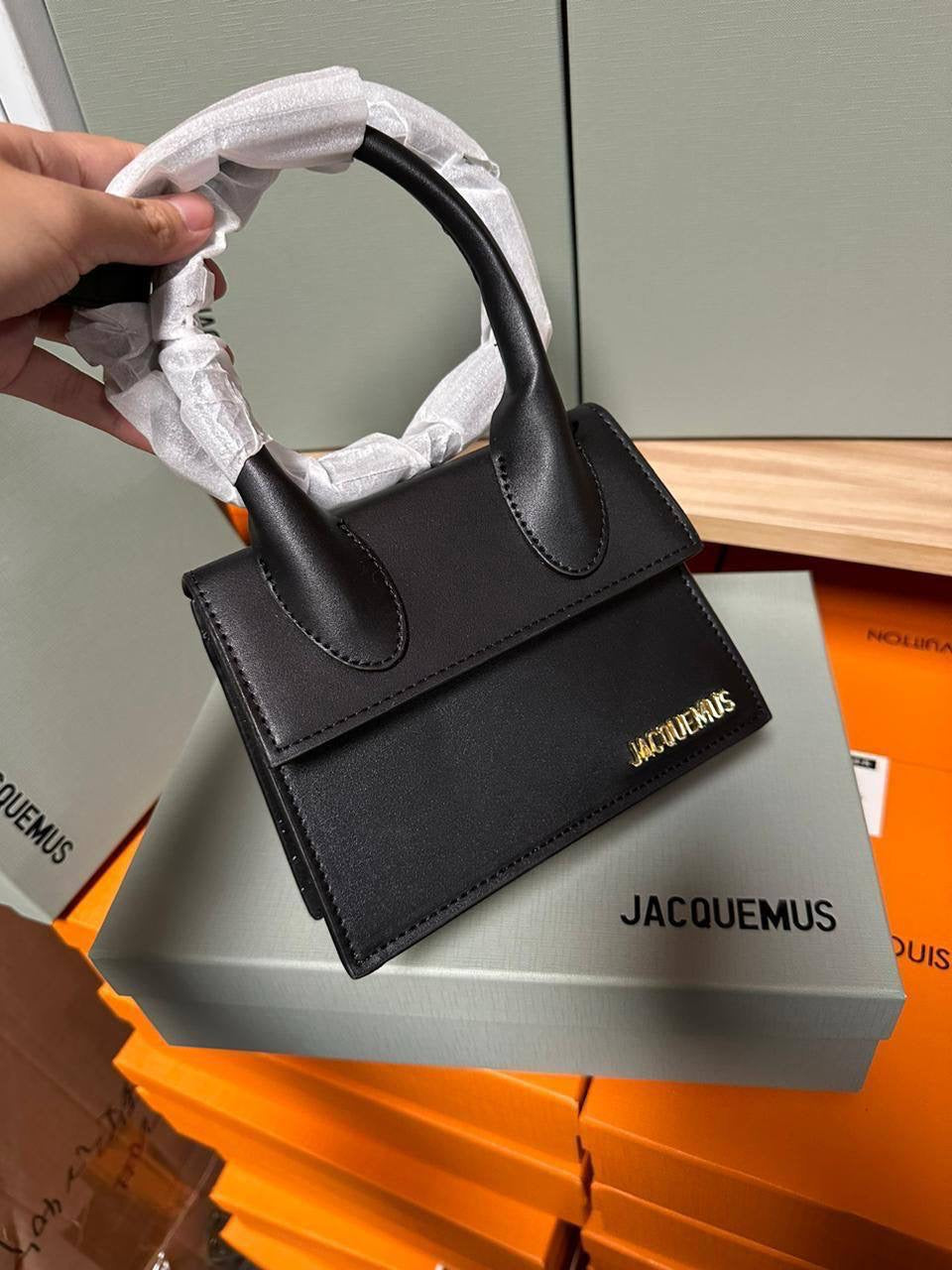 JACOUMOUS 
90 dhs🇦🇪
with box
🎁🎁🎁
Zain90
♥️♥️♥️