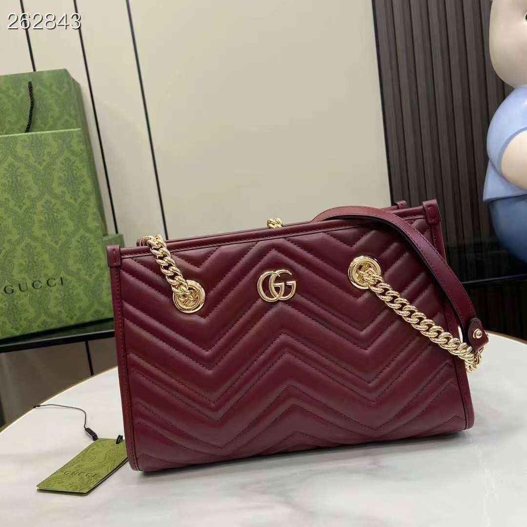 Gucci  Master
         26 Cm
220 dhs🇦🇪
Zain131
♥️♥️♥️