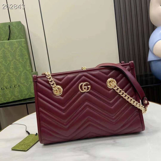 Gucci  Master
         26 Cm
220 dhs🇦🇪
Zain131
♥️♥️♥️