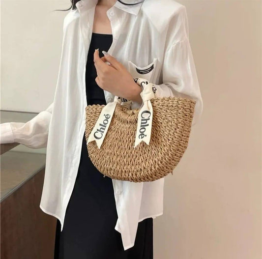 Chloe ʙᴇᴀᴄʜ ʜᴀɴᴅ ᴄᴀʀʀʏ
ʀᴏᴘᴇ ᴛᴀssᴇʟ ᴍᴀᴛᴇʀɪᴀʟ
ᴛᴡɪsᴛ ᴛʜɪɢʜ ʟᴏᴄᴋ 
 *MEDIUM SIZE 33cm 
70 dhs🇦🇪
 
 *LARGE SIZE 38cm 
75 dhs🇦🇪
Zain31
♥️♥️♥️