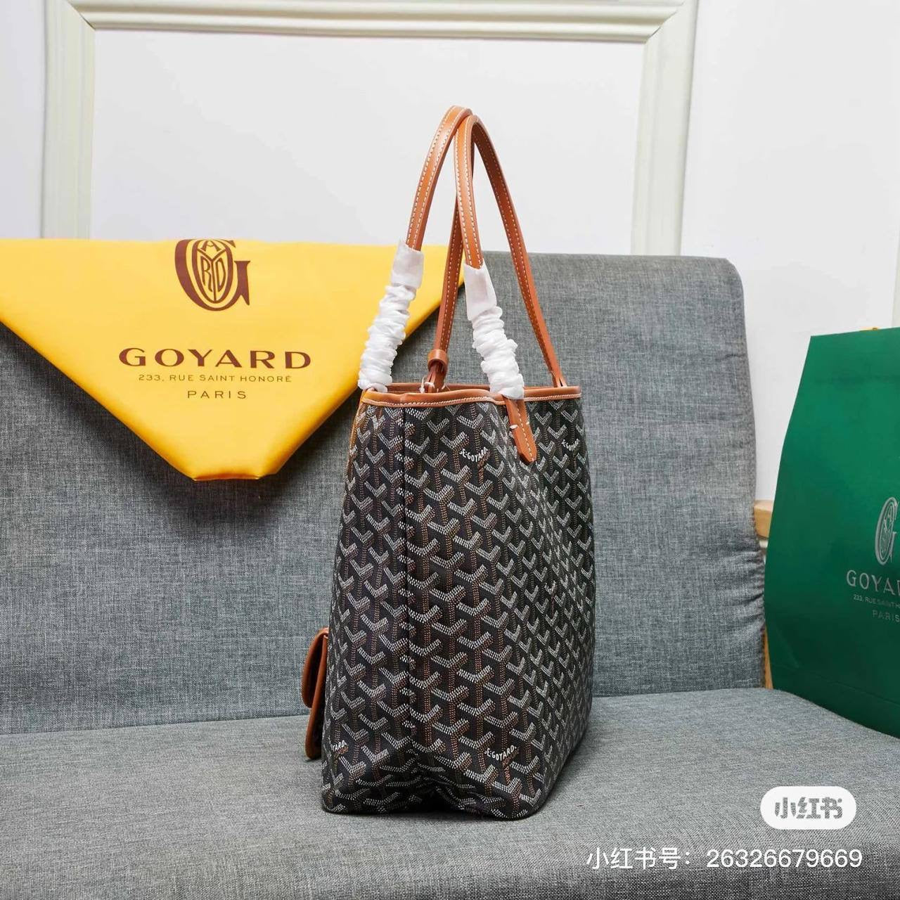 Goyard
46 cm
75  dhs🇦🇪
Zain17
♥️♥️♥️