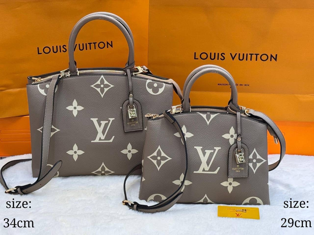 LV ᴛᴏᴛᴇ ɢʀᴀɴᴅ ᴘᴀʟᴀɪs
ᴡɪᴛʜ ᴄᴏᴍᴘᴀʀᴛᴍᴇɴᴛ
ʟᴇᴀᴛʜᴇʀ/ɢᴀᴍᴏsᴀ
sɪᴢᴇ:ᴄʜᴇᴄᴋ!!
      34ᴄᴍ: 105 dhs🇦🇪
      29ᴄᴍ:  100 dhs🇦🇪
Zain56
♥️♥️♥️