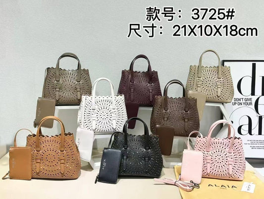 Alaia
95 dhs🇦🇪
Zain137
♥️♥️♥️