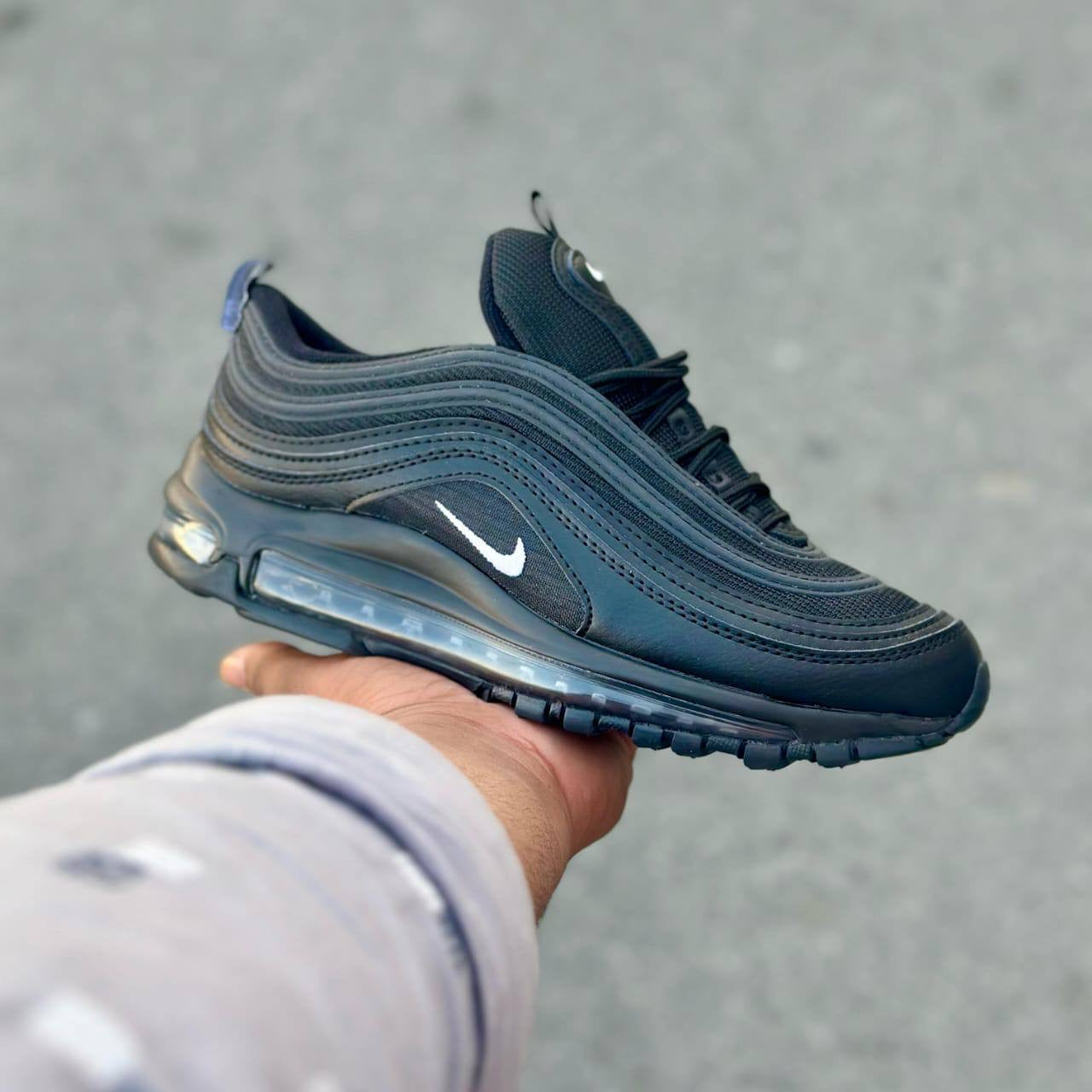Airmax TN - Airmax 97
Size 40 to 45 
120 dhs🇦🇪
Zain27
♥️♥️♥️
