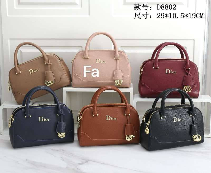 Dior
105 dhs🇦🇪
Zain136
♥️♥️♥️