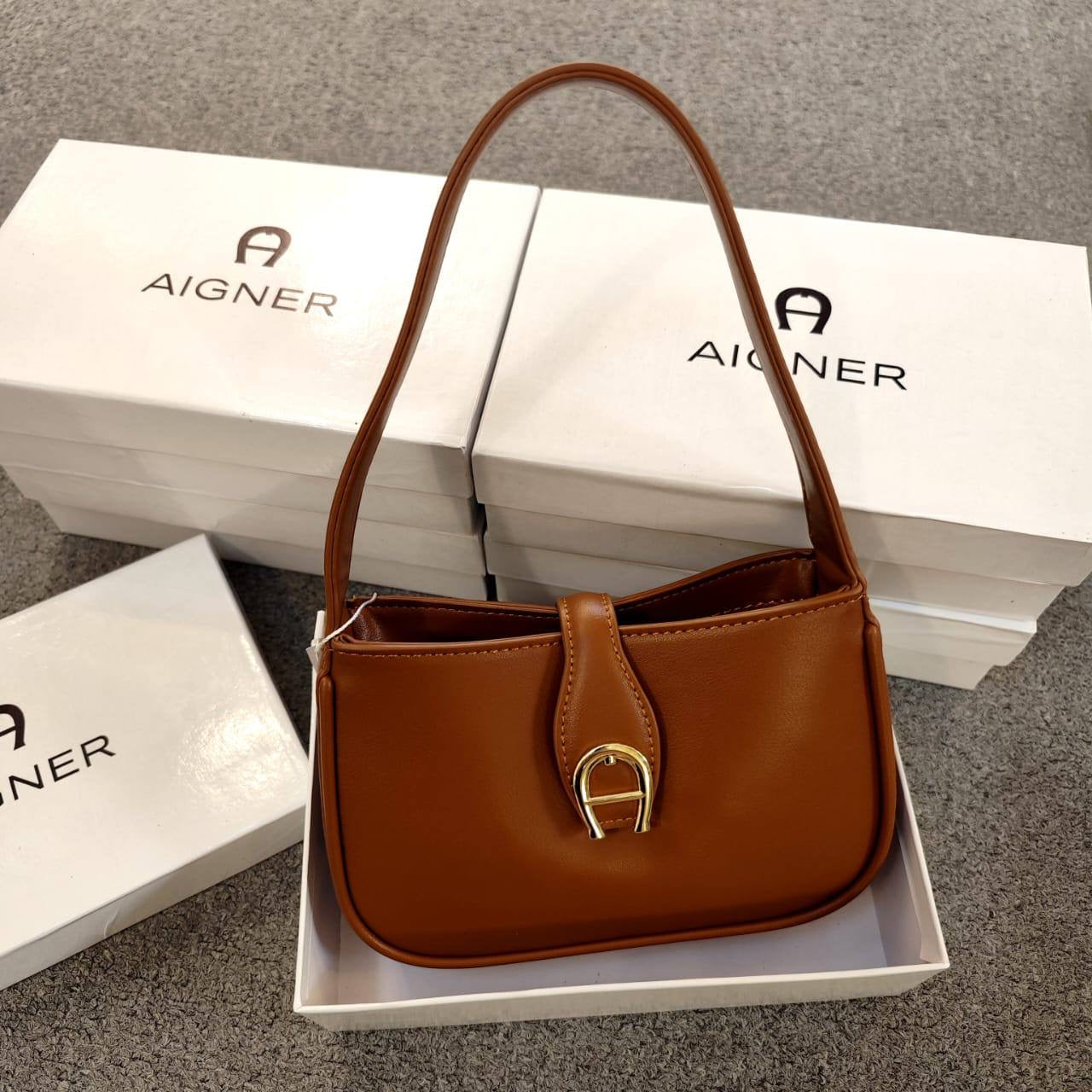 Aigner
90 dhs🇦🇪
with box
🎁🎁🎁
size 20cm
Zain26
♥️♥️♥️