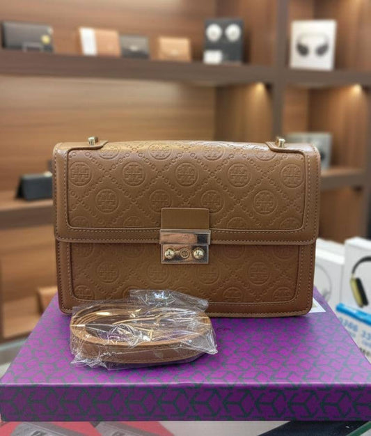 Tory Burch
Good quality 
with box 
🎁🎁🎁
100 dhs🇦🇪
Zain259
♥️♥️♥️