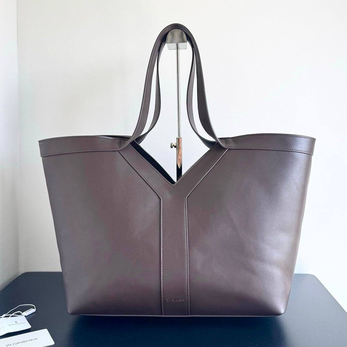 YSL
180 dhs🇦🇪
Zain39
♥️♥️♥️