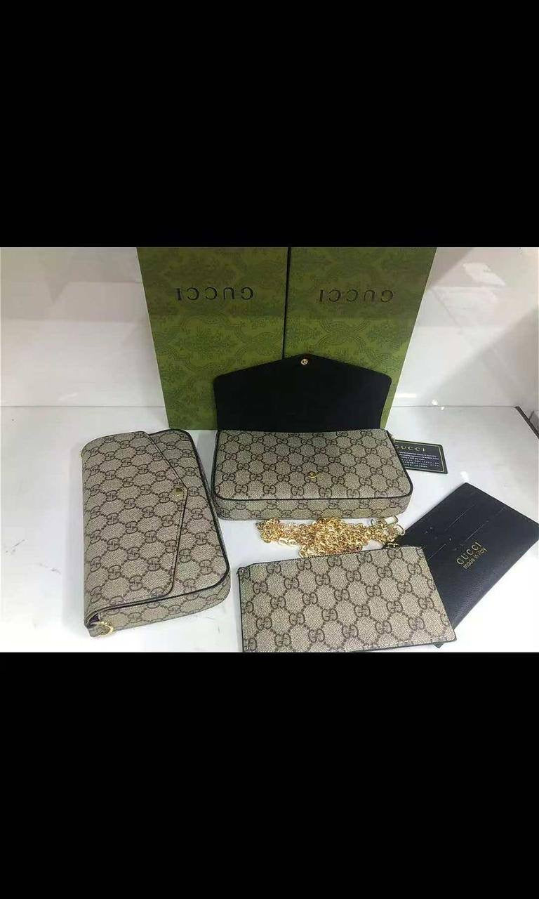 LV - Gucci 
90 dhs🇦🇪 
with box 
🎁🎁🎁
Zain253
♥️♥️♥️
