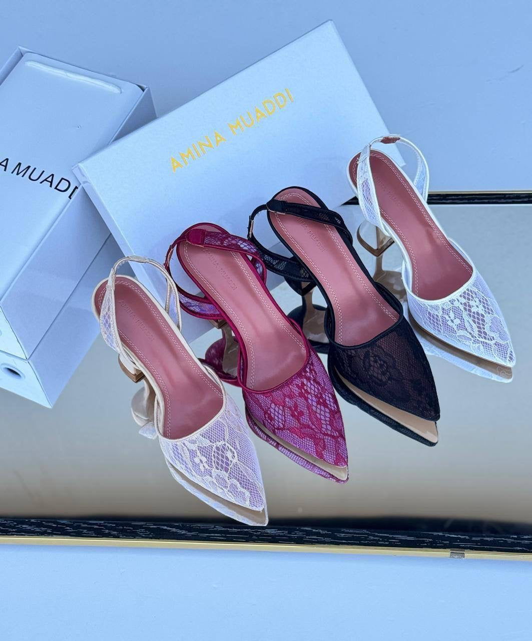 Chanel 
Amina HUADDI 7cm
120 dhs🇦🇪
Size 36-37-38-39-40-41
Zain21
♥️♥️♥️