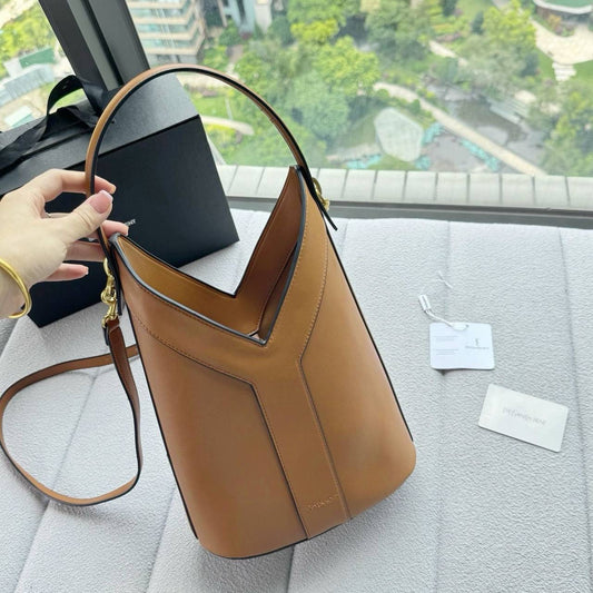 YSL 
170 dhs🇦🇪
Zain39
♥️♥️♥️