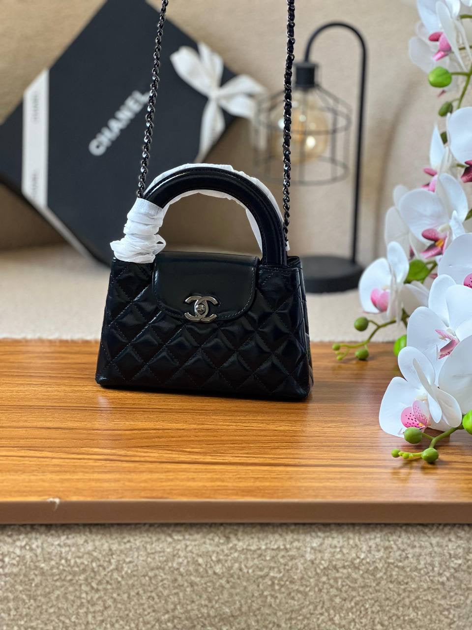 CHANEL Super Master 
*19cm*
*Available Now*
For Price 👇 WTSP Text Zain 0568585901
Zain257
♥️♥️♥️