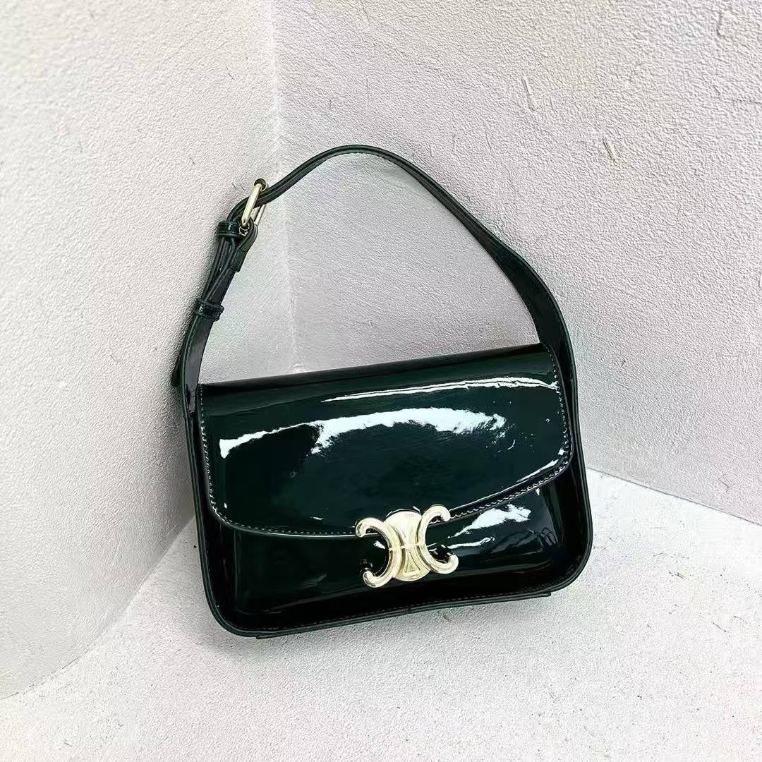 Celine
65 dhs🇦🇪
Zain173
♥️♥️♥️