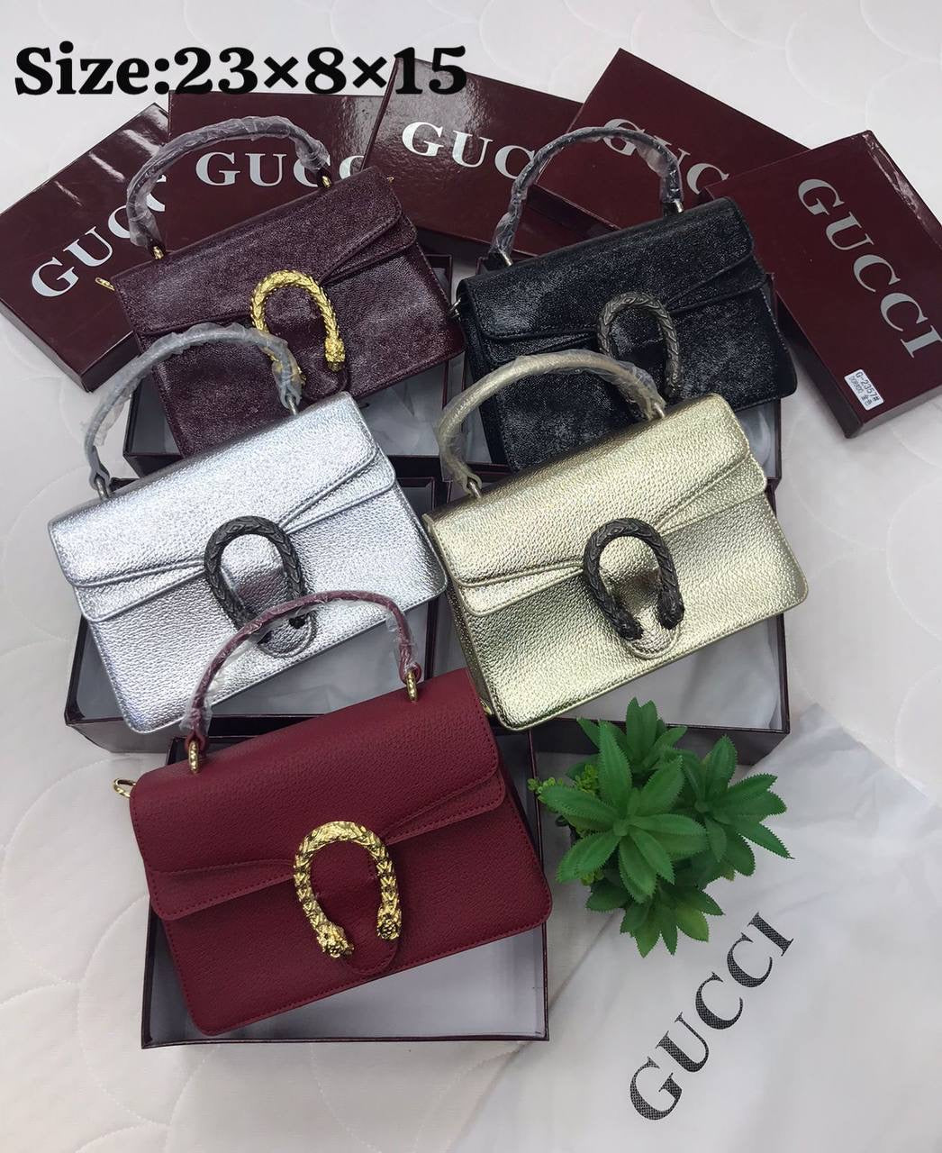 Gucci
with box
🎁🎁🎁
good quality
100 dhs🇦🇪
Zain07
♥️♥️♥️