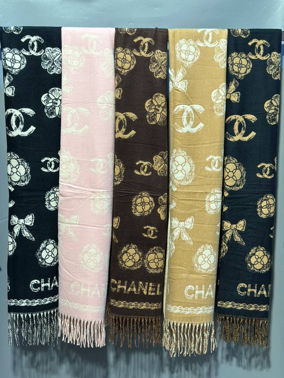 Scarf
45 dhs🇦🇪
Zain40
♥️♥️♥️