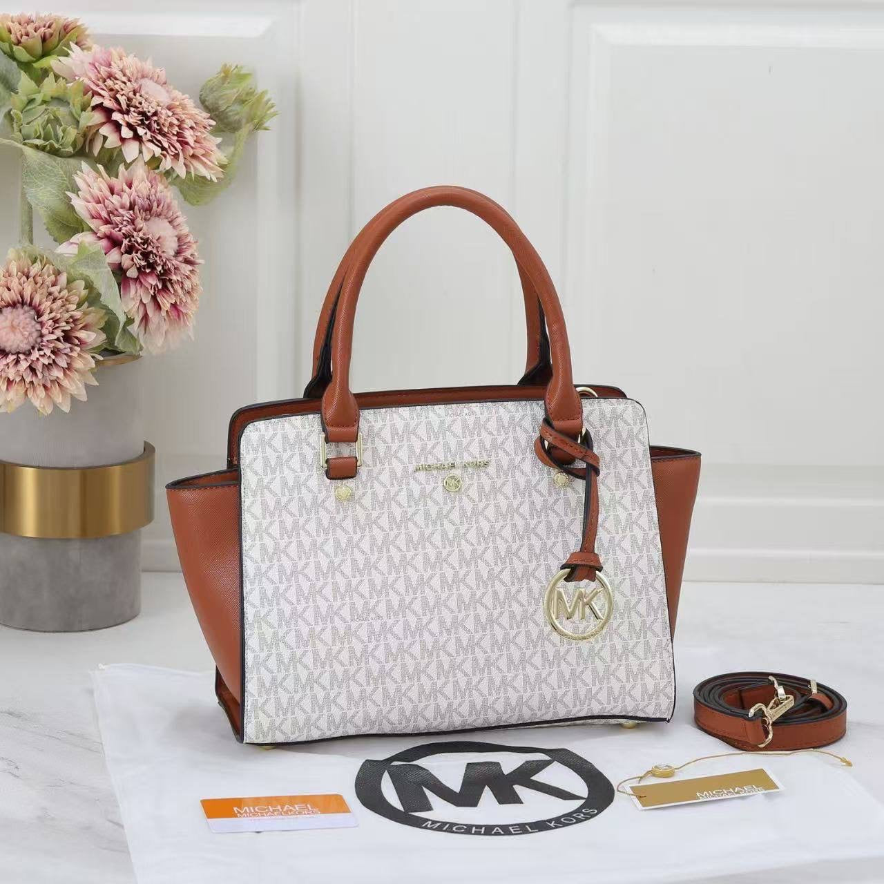 MK
90 dhs🇦🇪
Good quality 
Zain35
♥️♥️♥️