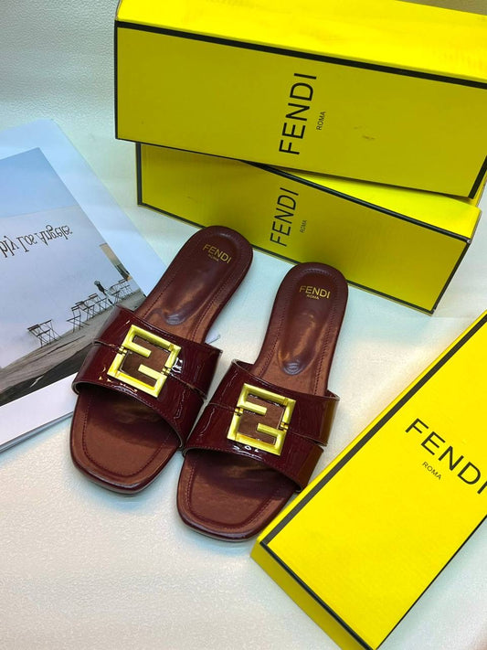 Fendi
Size 36to41
70 dhs🇦🇪
Zain236
♥️♥️♥️