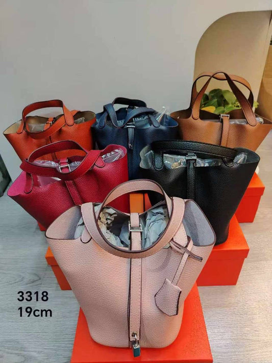 Hermes
95 dhs🇦🇪
Zain107
♥️♥️♥️