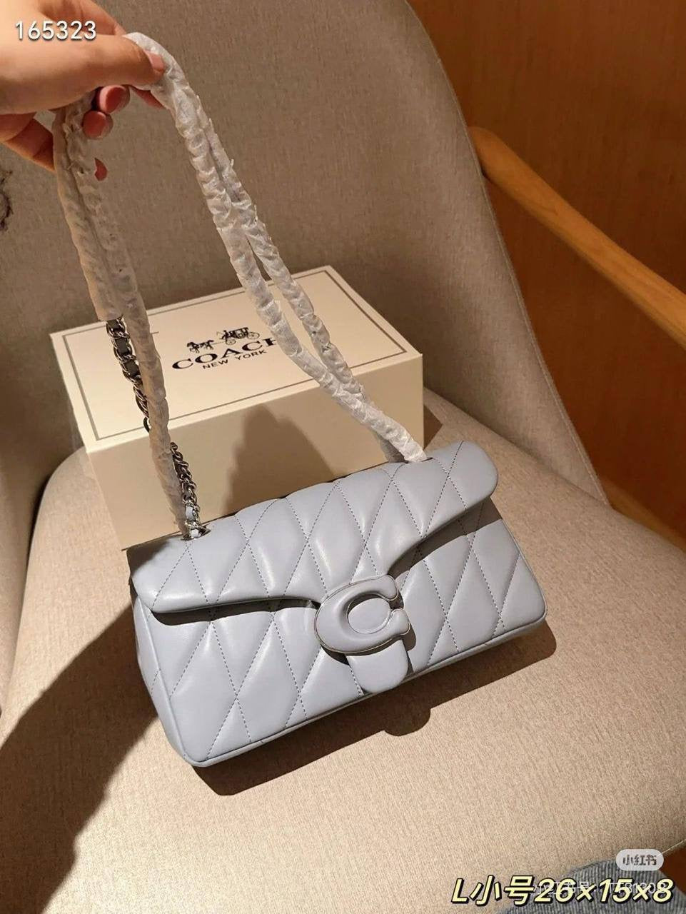 🎉 Offer 🎊 Coach 
Size : 24 * 16 cm
70 dhs🇦🇪
with box🎁
Zain115
♥️♥️♥️