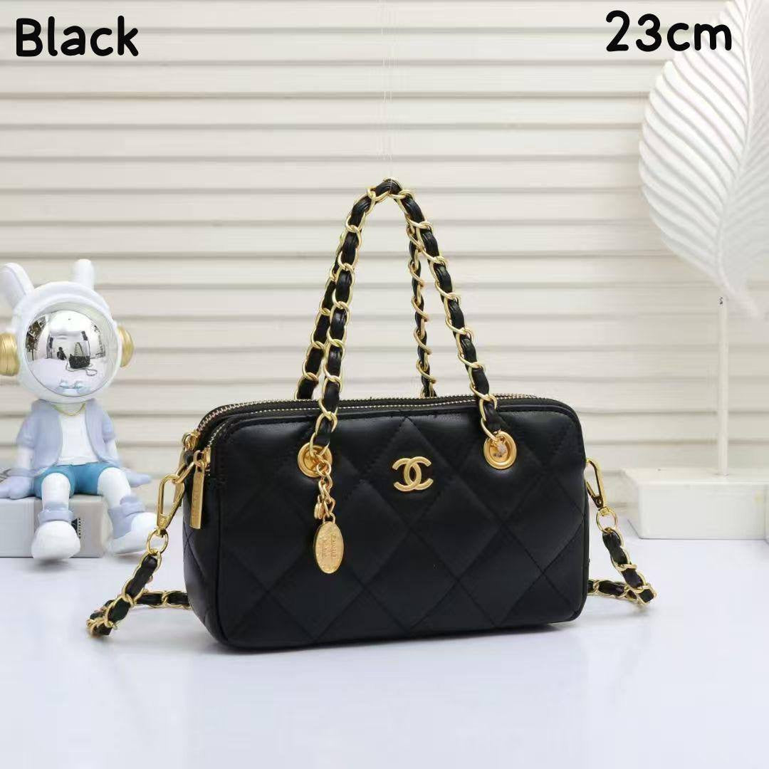 Chanel ᴍᴀᴛᴇʟᴀssᴇ  ʜᴀɴᴅʙᴀɢ
ᴄʜᴀɪɴ/compartment
ᴡɪᴛʜʙᴏx
🎁🎁🎁
ʟᴀᴍʙsᴋɪɴ 
sɪᴢᴇ:23ᴄᴍ
105 dhs🇦🇪
Zain56
♥️♥️♥️