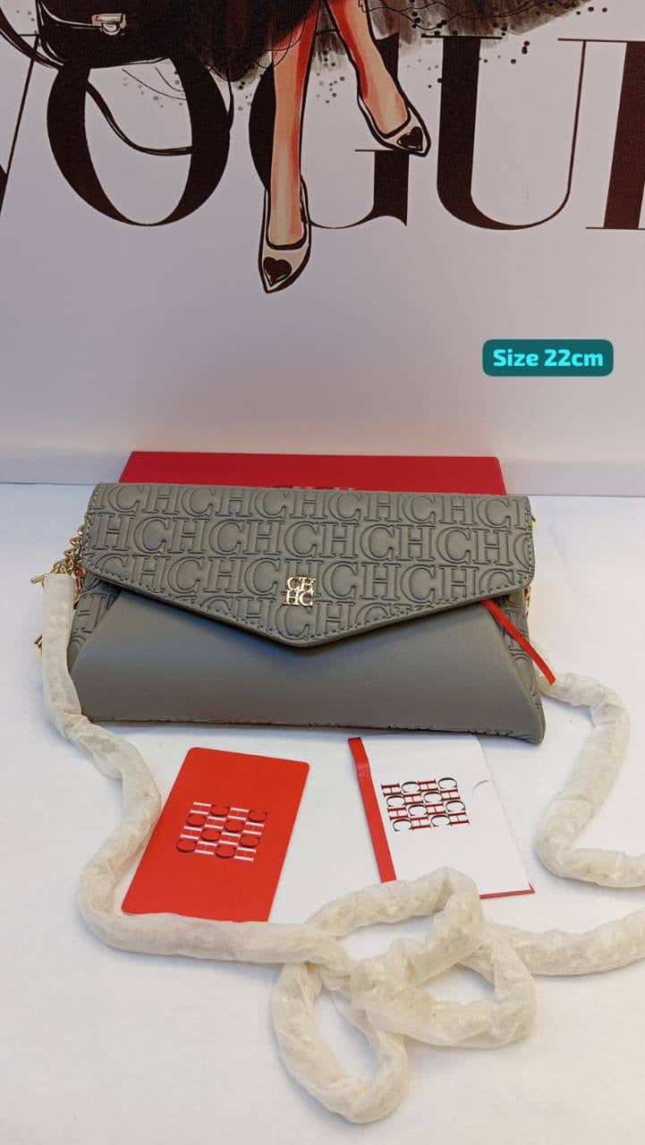Aigner
Good quality 
with box 
🎁🎁🎁
90 dhs🇦🇪
Zain186
♥️♥️♥️