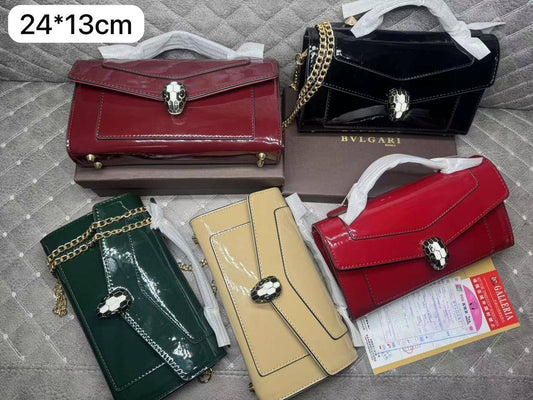 Bvlgari Forever
Size : 23 * 14 cm
90 dhs🇦🇪
with box
🎁🎁🎁
Zain115
♥️♥️♥️