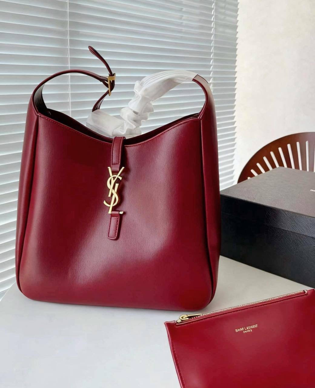 YSL 
NEW CAME GOOD QUALITY 
85 dhs🇦🇪
Zain39
♥️♥️♥️