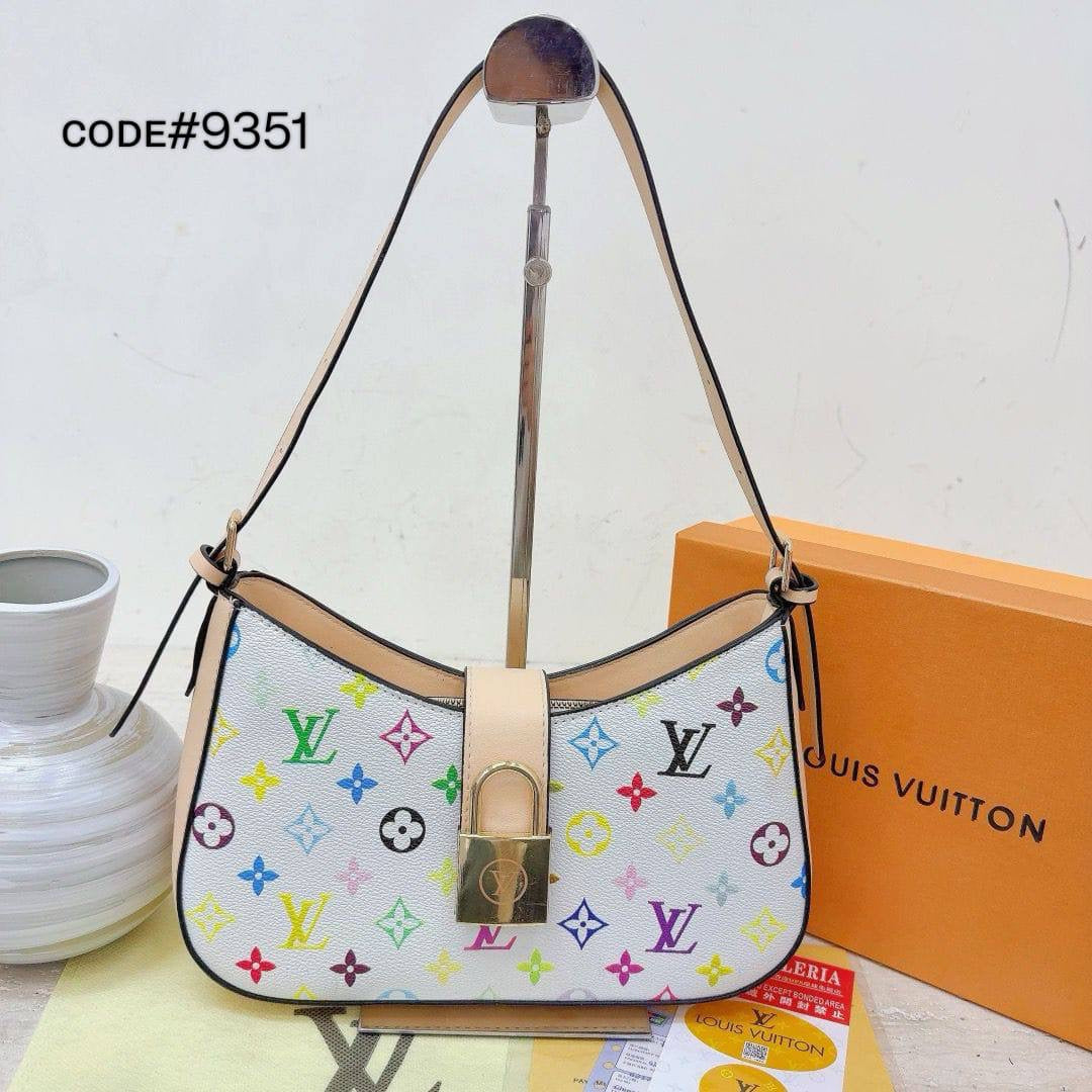 LV
ʟᴏᴡ ᴋᴇʏ sʜᴏᴜʟᴅᴇʀ ʙᴀɢ
ᴡɪᴛʜ ʟᴏɴɢ ʙᴇʟᴛ sᴛʀᴀᴘ
sɪᴢᴇ : 27 ᴄm
ᴡɪᴛʜ  BOX
🎁🎁🎁
75 dhs🇦🇪
Zain31
♥️♥️♥️