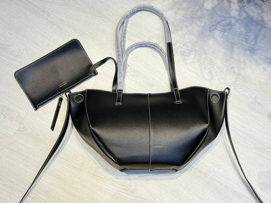 POLENE 
A  QUALITY 42 cm
120 dhs🇦🇪
Zain44
♥️♥️♥️