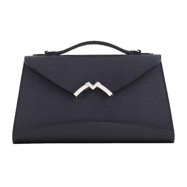 Moynat 
95 dhs🇦🇪
with box
🎁🎁🎁
size 26×5×17cm
Zain42
♥️♥️♥️