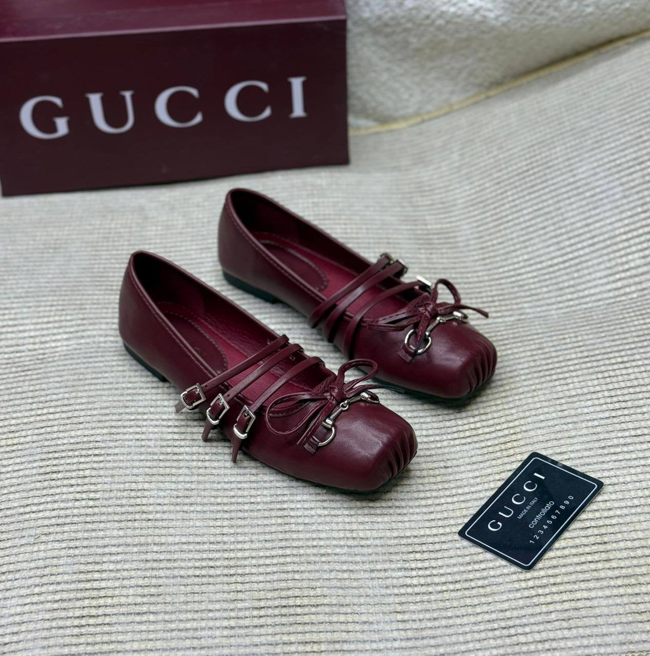 . New gucci shoes
Size . 36. to 41
115 dhs🪙
Zain80
♥️♥️♥️