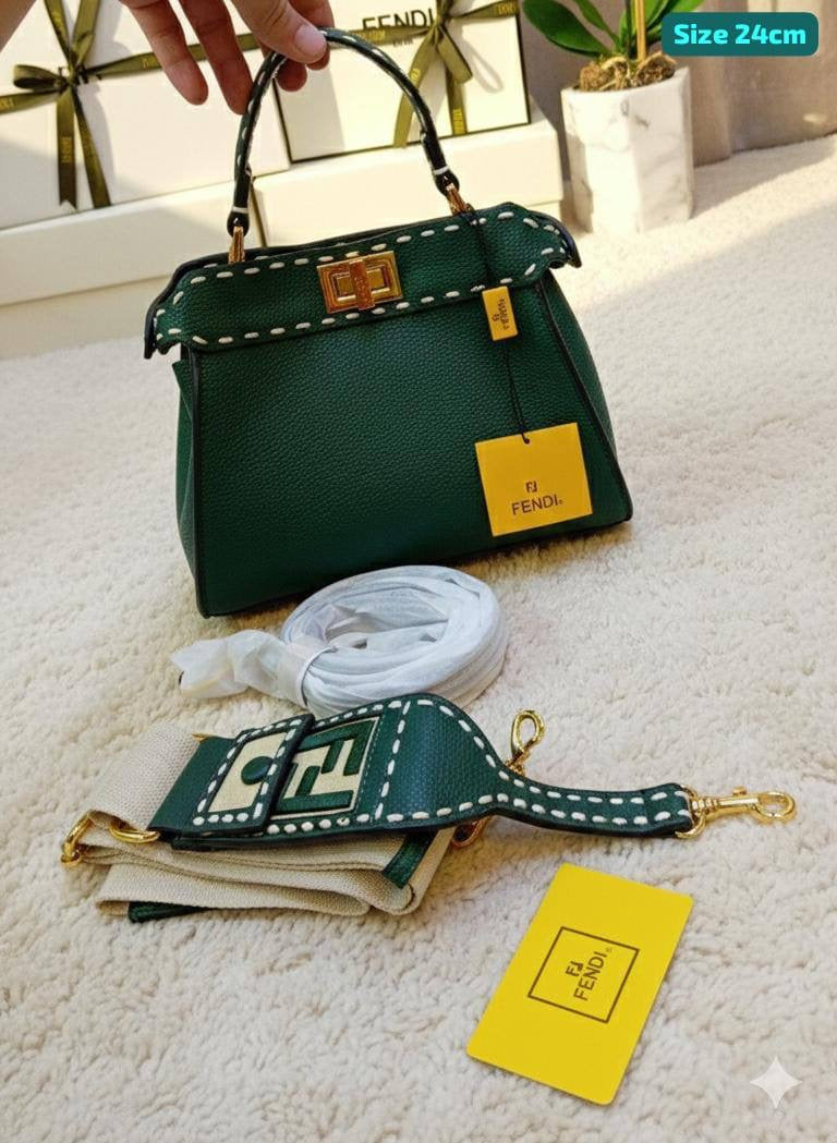 FENDI
Good quality 
with box 
🎁🎁🎁
120 dhs🇦🇪
Zain186
♥️♥️♥️