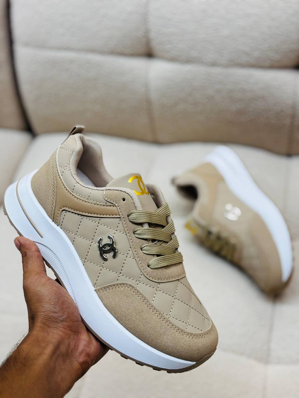 Chanel
New arrivals 👆🏻
Size 36to41      
80 dhs🪙
Zain163
❤️❤️❤️
