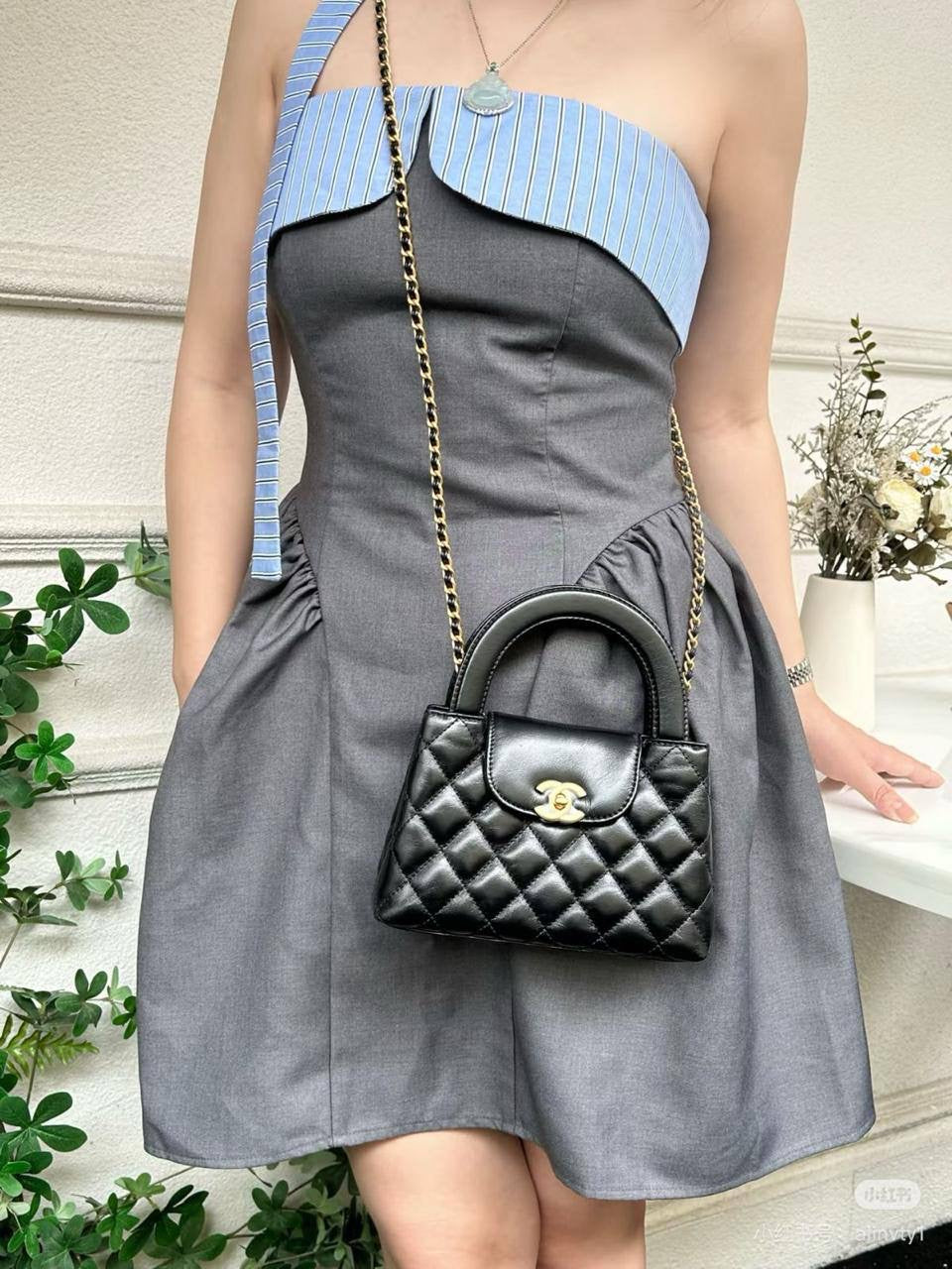 Chanel kelly
Size :  20 * 12.5 * 6 cm
85 dhs🇦🇪
with box🎁
Zain115
♥️♥️♥️