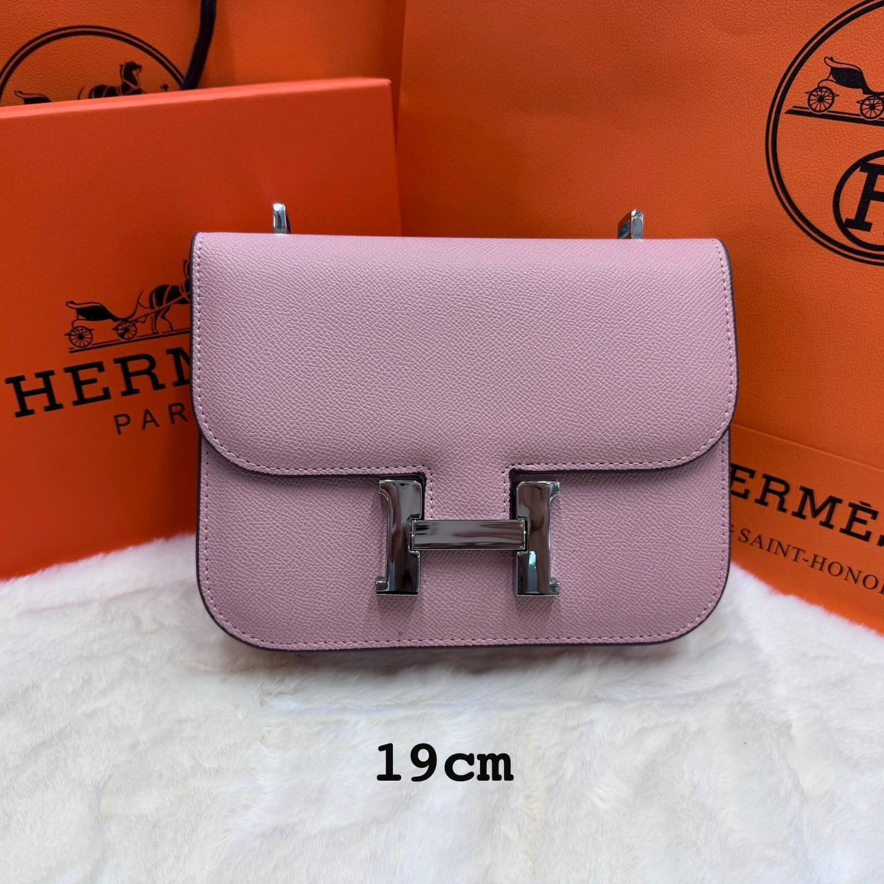 Hermes ᴄᴏɴsᴛᴀɴᴄᴇ(sɪʟᴠᴇʀ)
ᴡɪᴛʜʙᴏx
🎁🎁🎁
ʟᴇᴀᴛʜᴇʀ
sɪᴢᴇ:19ᴄᴍ
95 dhs🇦🇪
Zain56
♥️♥️♥️
