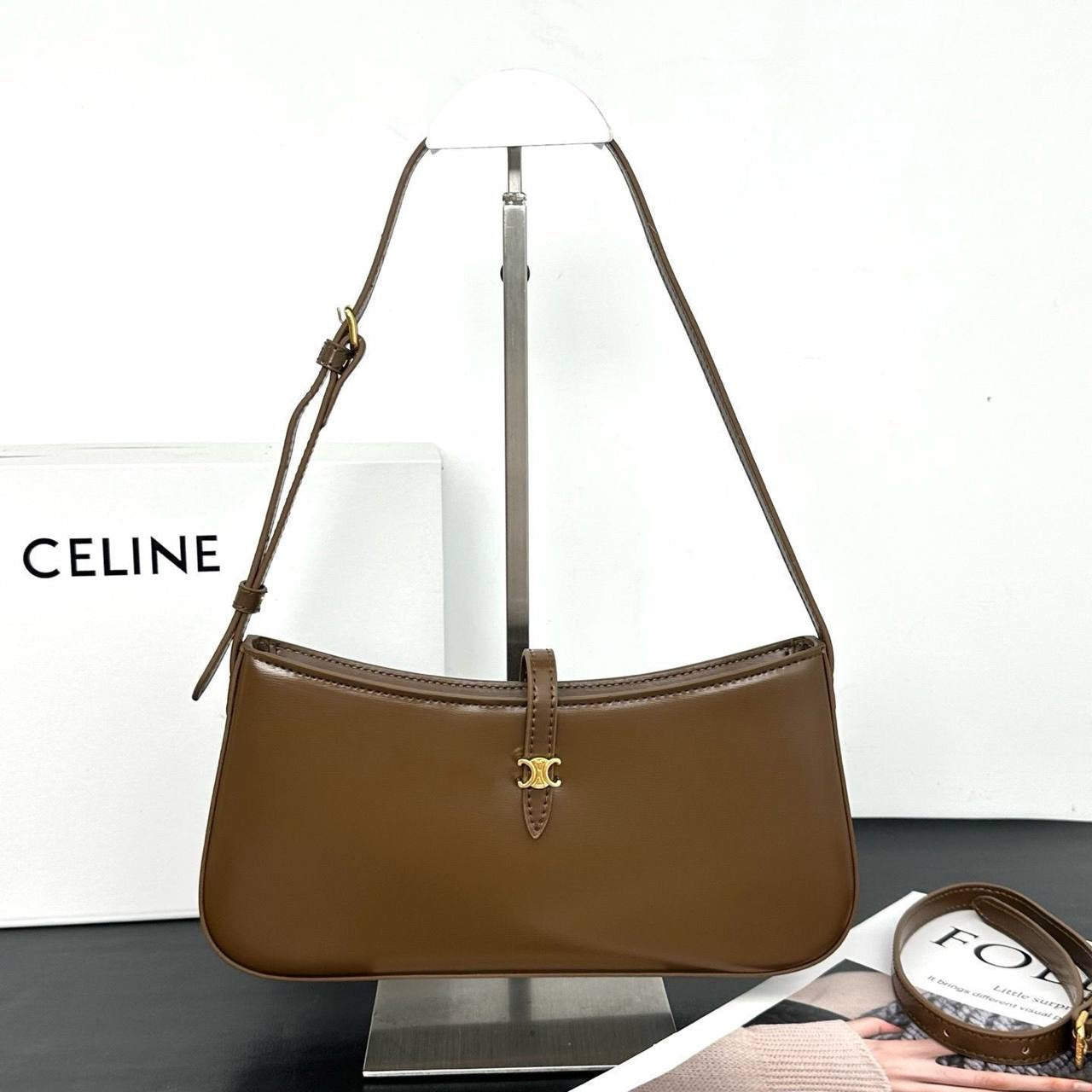 Celine 
26cm
220 dhs🇦🇪
Zain228
♥️♥️♥️